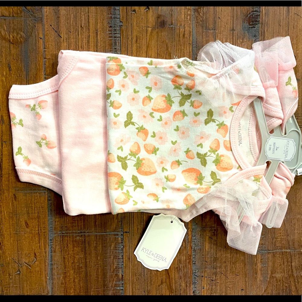 0-3 three piece onesie
